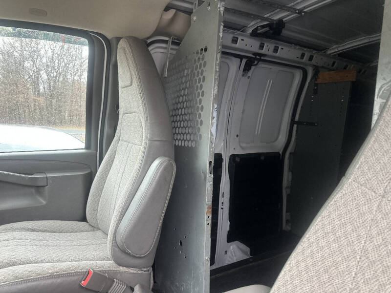2017 Chevrolet Express 2500