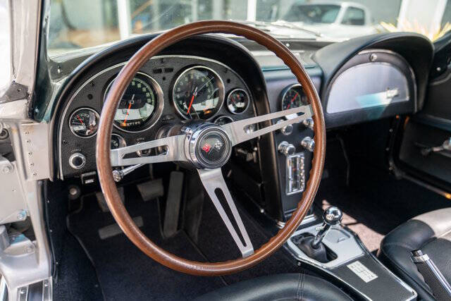 1967 Chevrolet Corvette 19