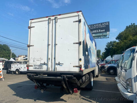 2010 Freightliner M2 106