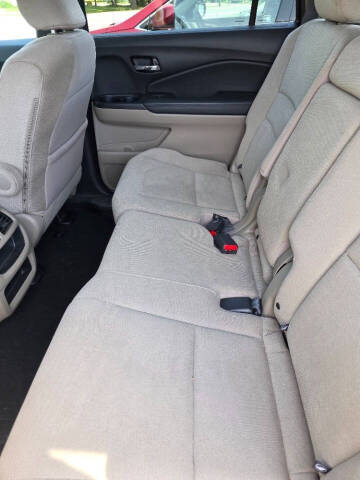 2017 Honda Pilot LX