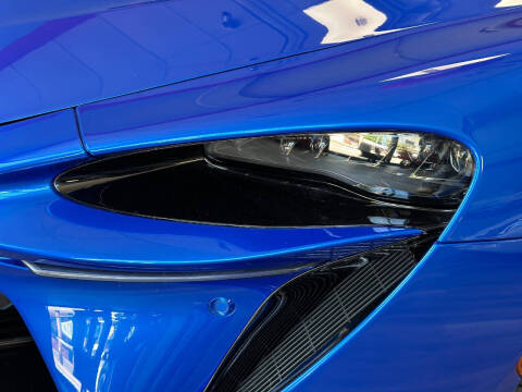2023 McLaren Artura