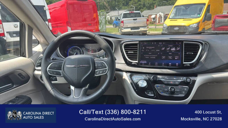 2022 Chrysler Pacifica Touring L