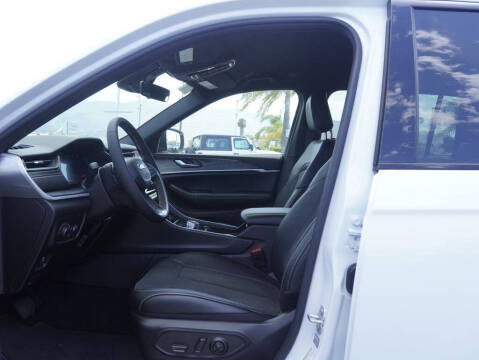 2026 Jeep Grand Cherokee L Altitude