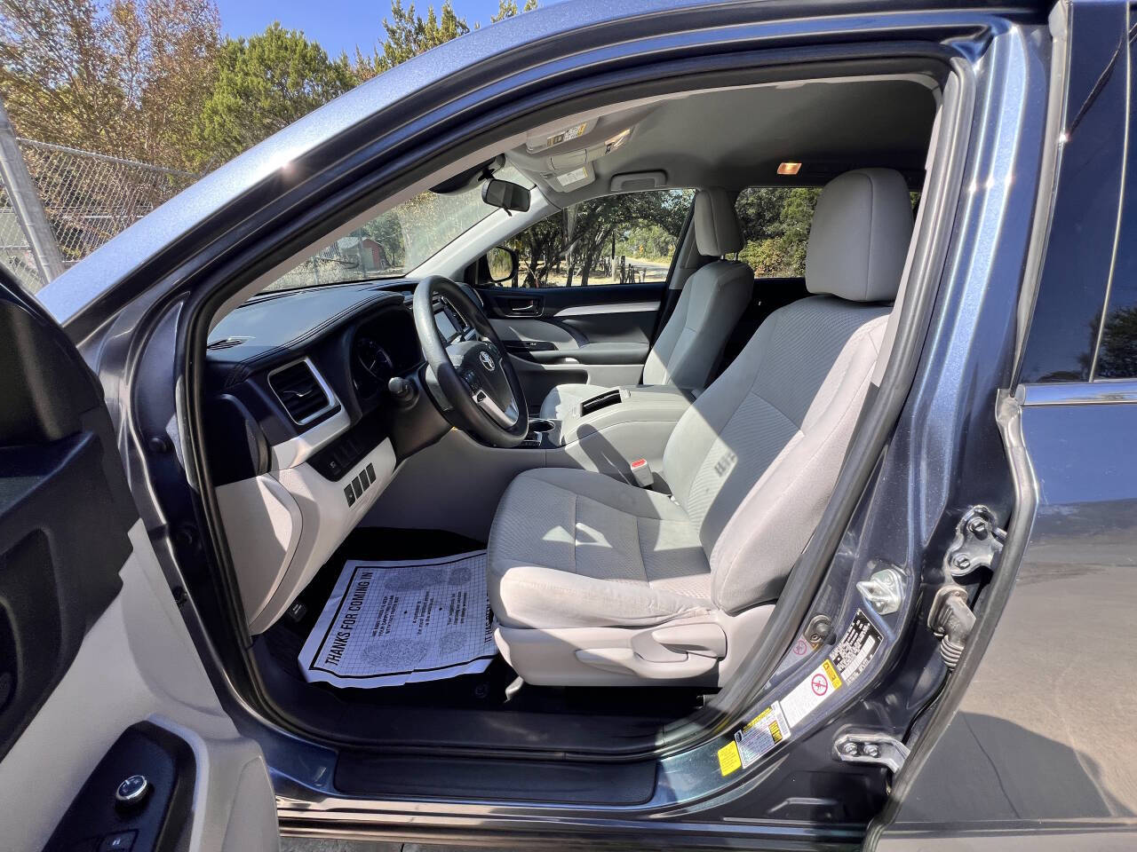 Used Car 2019 Toyota Highlander  Le 4dr Suv (2.7l I4) For Sale Under $20,000 In Austin, Texas