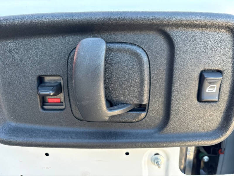 2023 GMC Savana 2500
