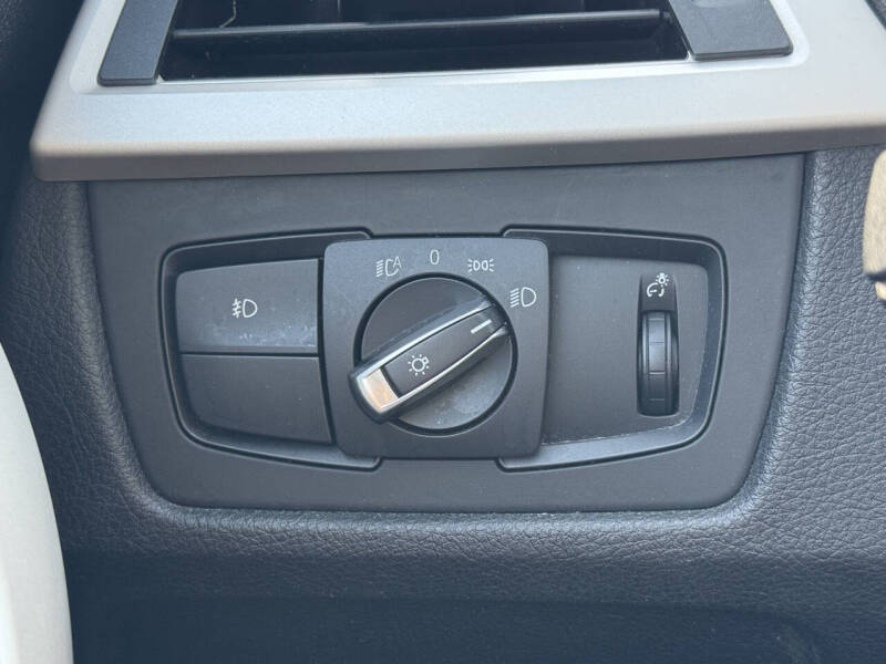 2014 BMW 3 Series 320i xDrive