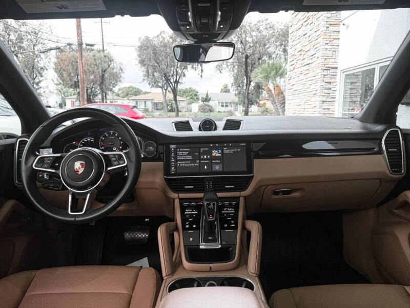 2020 Porsche Cayenne