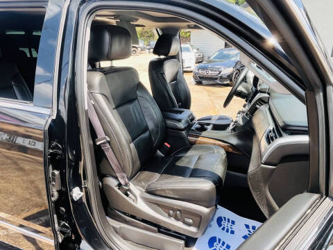 2017 Chevrolet Suburban LT