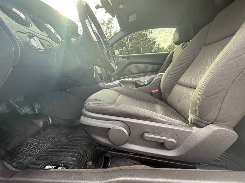 2014 Ford Mustang V6