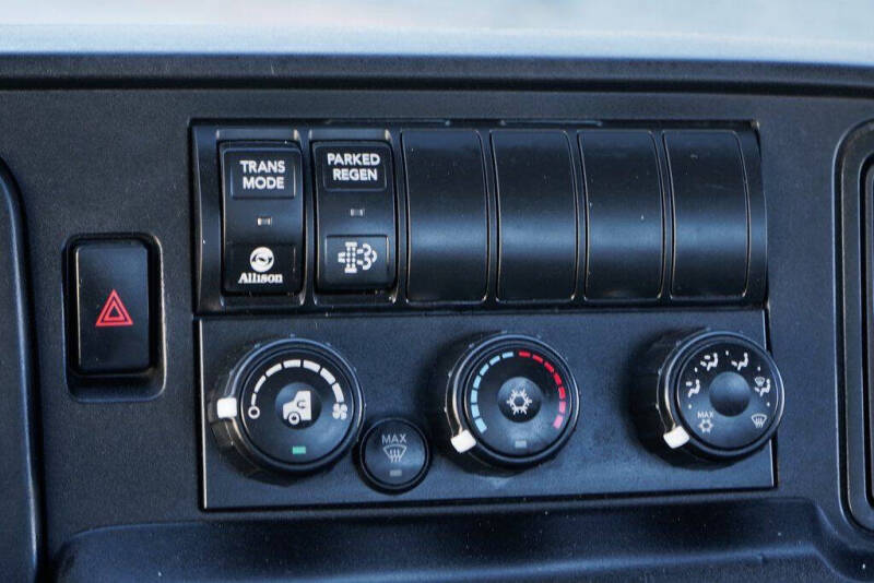 2021 International MV607