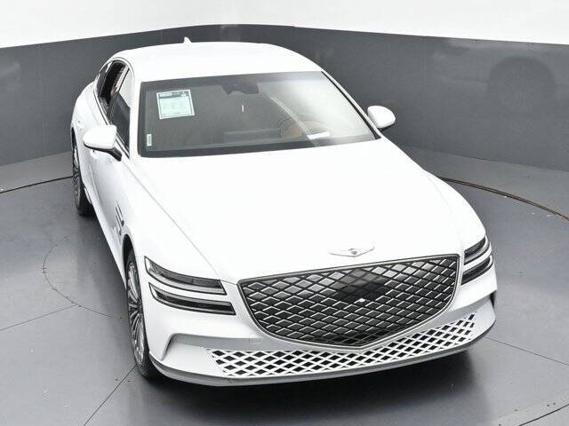 2023 Genesis Electrified G80