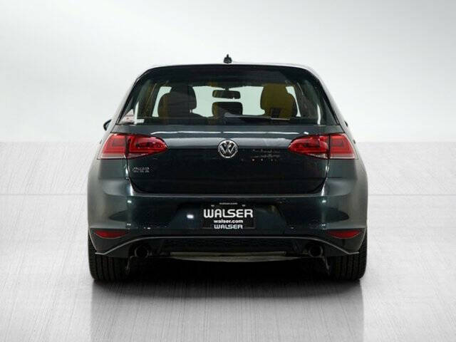 2017 Volkswagen Golf GTI S