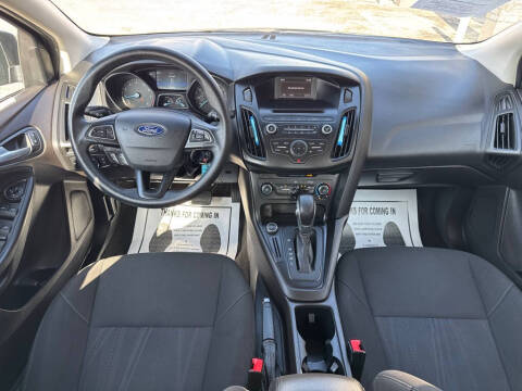 2017 Ford Focus SE