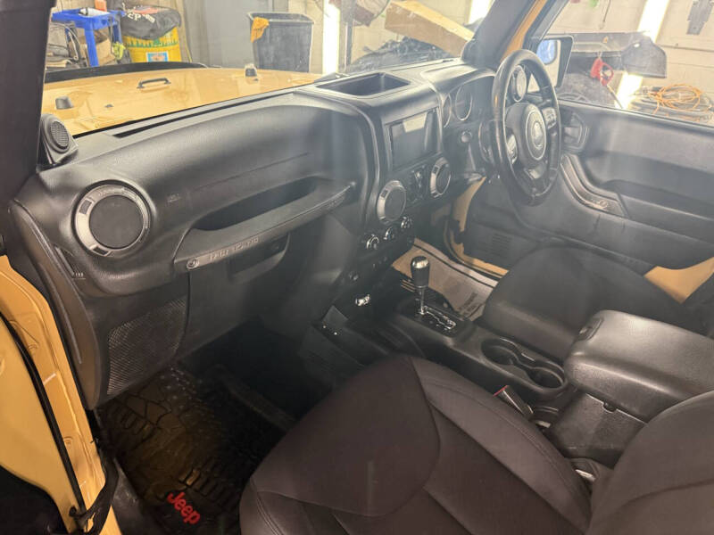 2014 Jeep Wrangler Unlimited Sport RHD