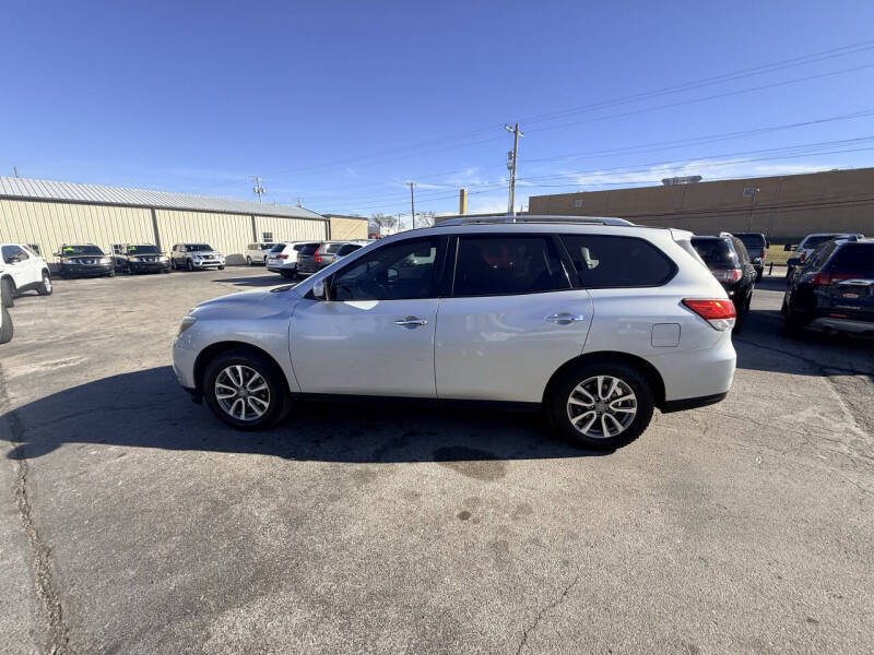 2015 Nissan Pathfinder SV