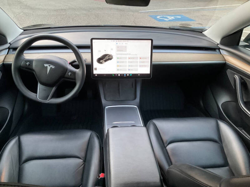 2021 Tesla Model 3 Standard Range Plus