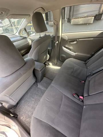 2011 Toyota Prius One