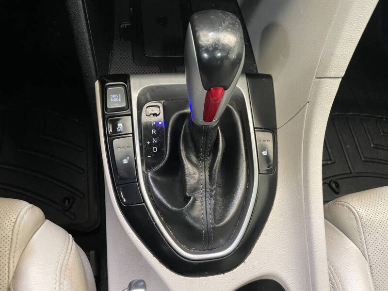 2019 Hyundai Veloster Turbo R-Spec