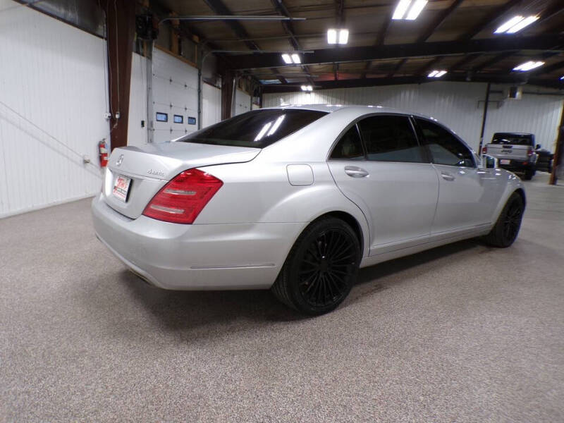 2010 Mercedes-Benz S-Class S 550 4MATIC