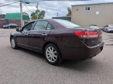 2011 Lincoln MKZ