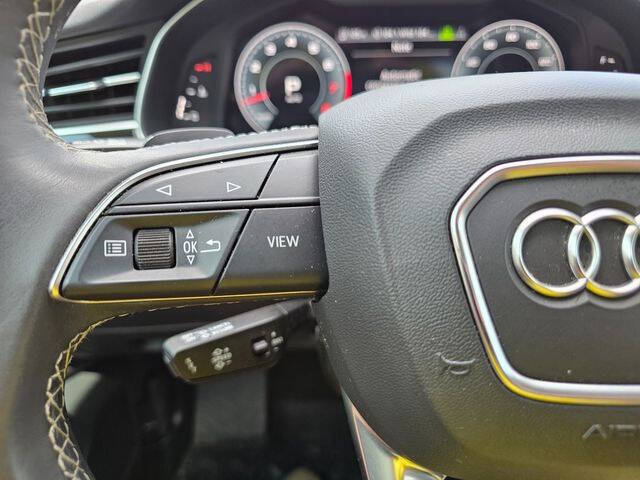 2022 Audi Q8 quattro Premium Plus 55 TFSI