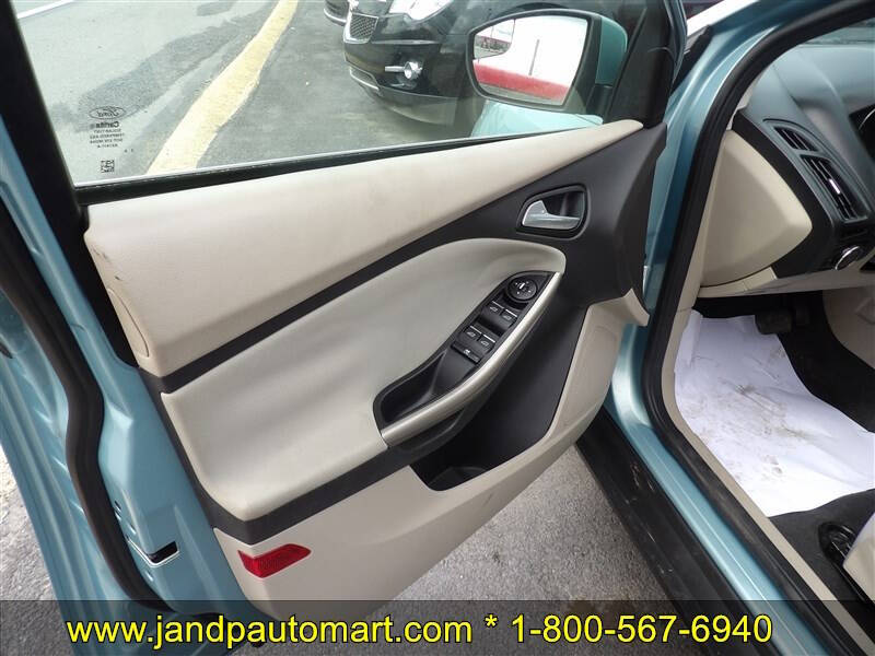 2012 Ford Focus SEL