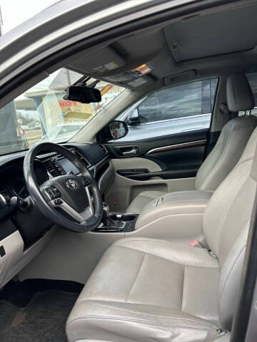 2016 Toyota Highlander Limited