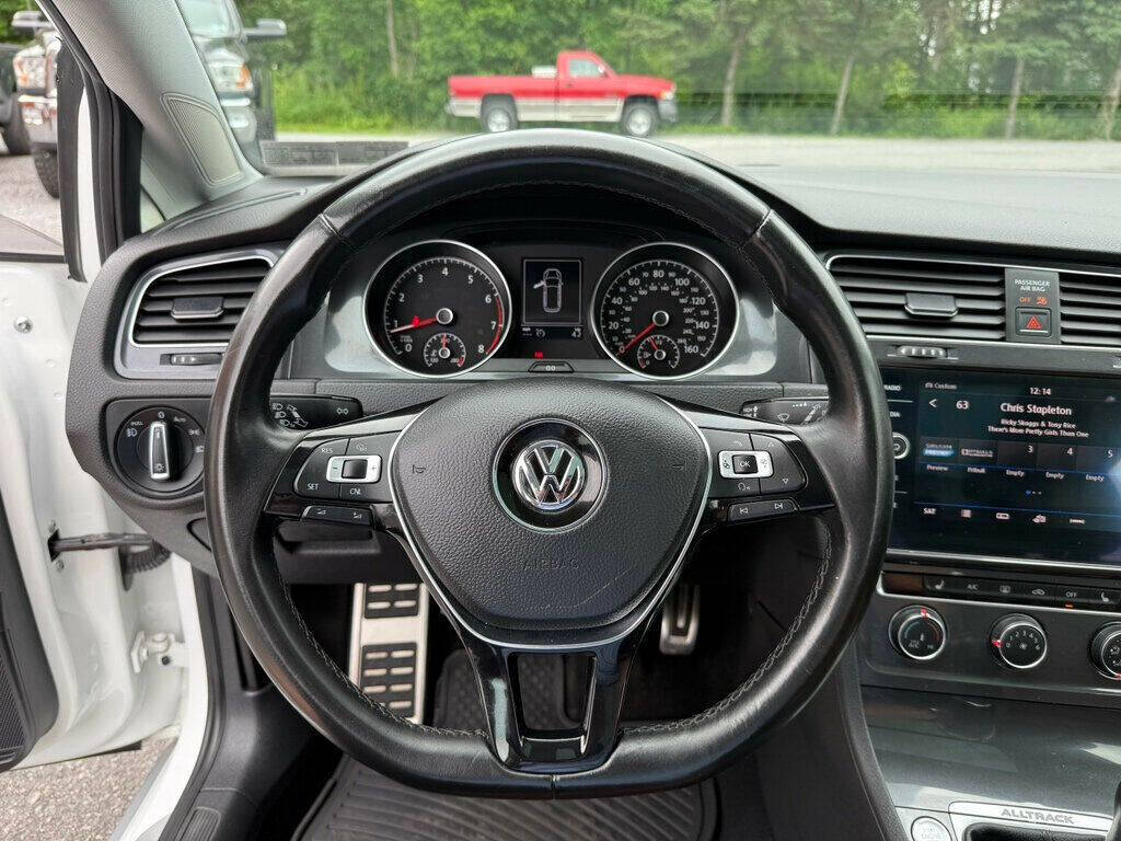 2018 Volkswagen Golf Alltrack 25