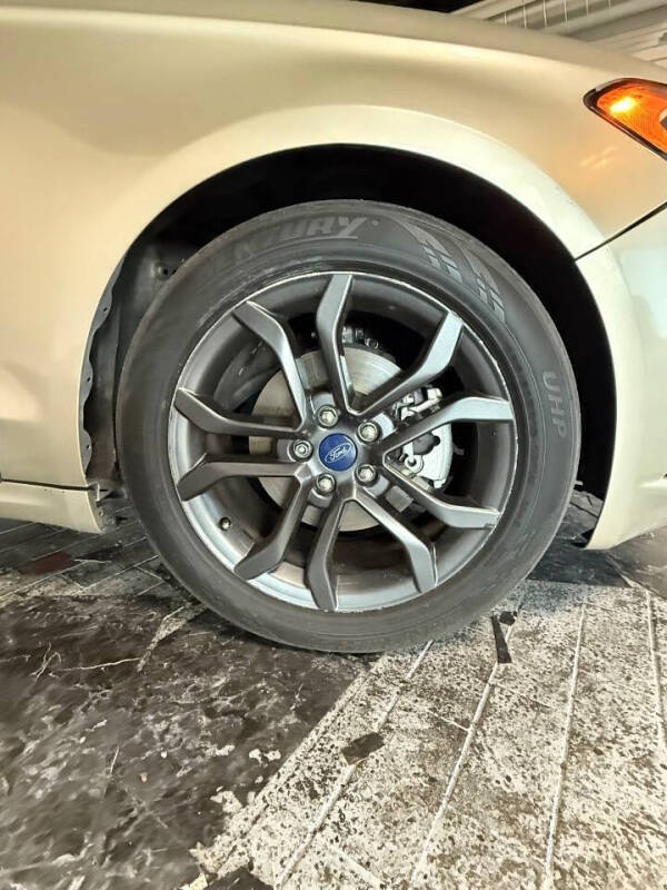 2018 Ford Fusion Hybrid SE