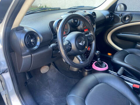 2016 MINI Countryman Cooper