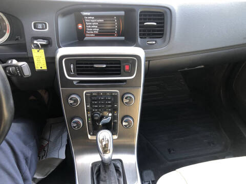 2013 Volvo S60 T5 Premier