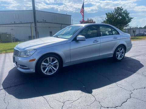 2012 Mercedes-Benz C-Class C 300 Luxury 4MATIC