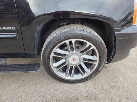 2013 Cadillac Escalade Premium