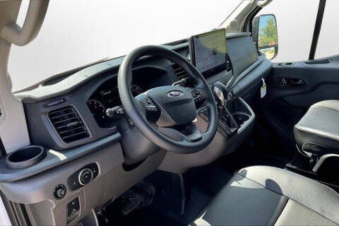 2025 Ford Transit 250
