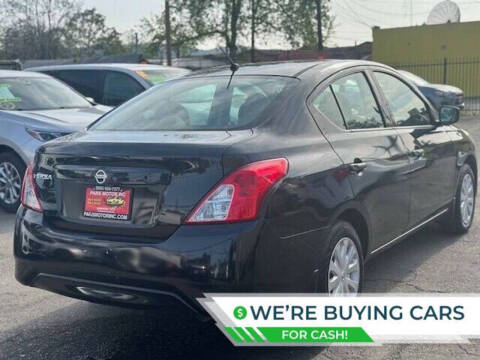 2018 Nissan Versa SV