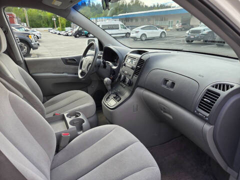 2006 Kia Sedona LX