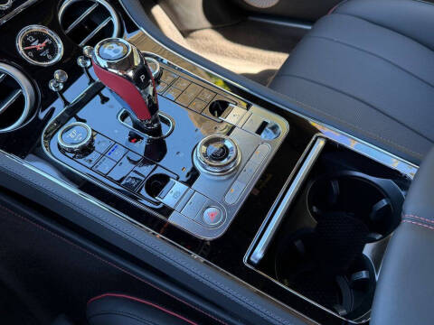 2024 Bentley Continental