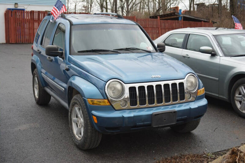 2005 Jeep Liberty for sale at Noble PreOwned Auto Sales in Martinsburg WV