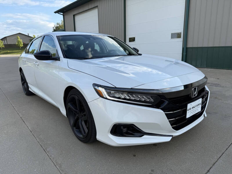 Used 2022 Honda Accord Sport SE with VIN 1HGCV1F4XNA120325 for sale in Des Moines, IA