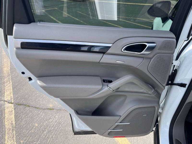 2013 Porsche Cayenne S