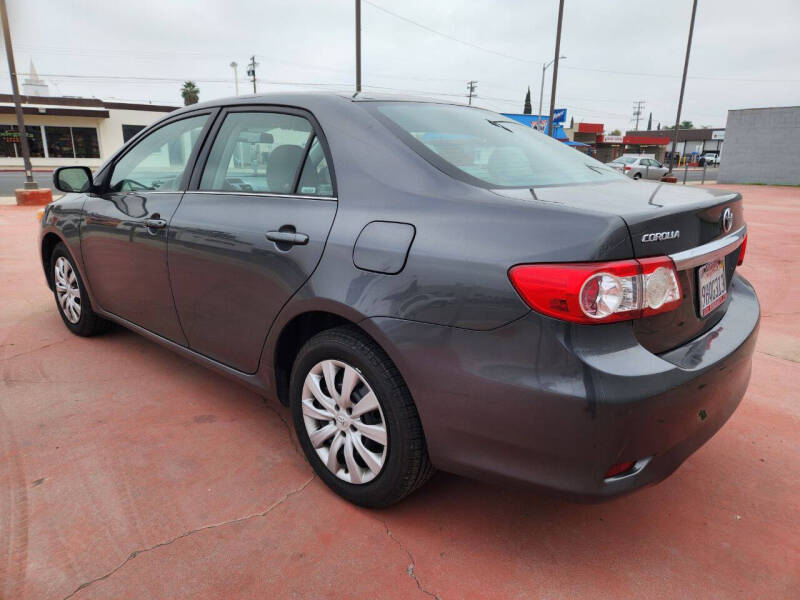 2013 Toyota Corolla LE