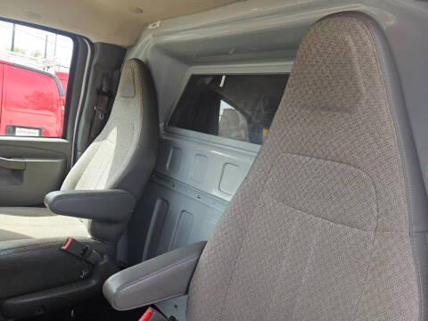 2020 Chevrolet Express 2500