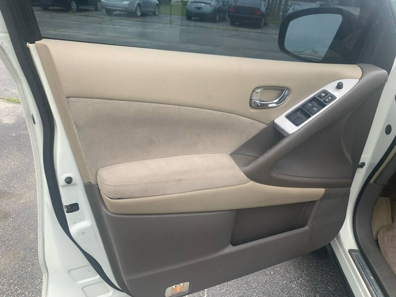 2009 Nissan Murano S