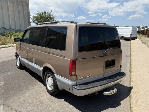 2000 GMC Safari SLT