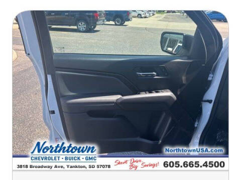 2025 GMC Canyon Elevation