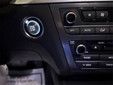 2015 Hyundai Genesis