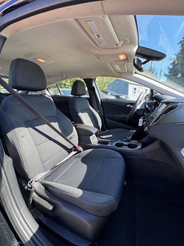 2017 Chevrolet Cruze LT Auto