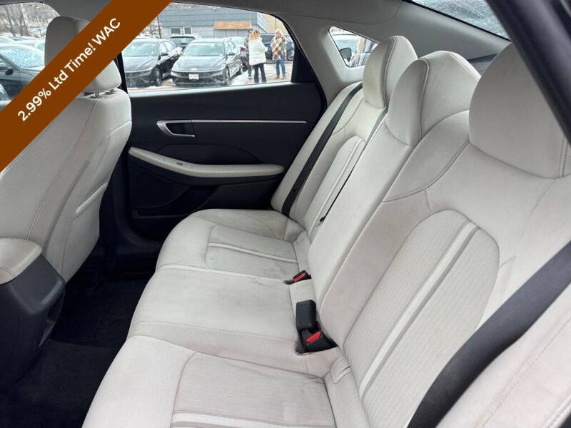 2023 Hyundai Sonata SE