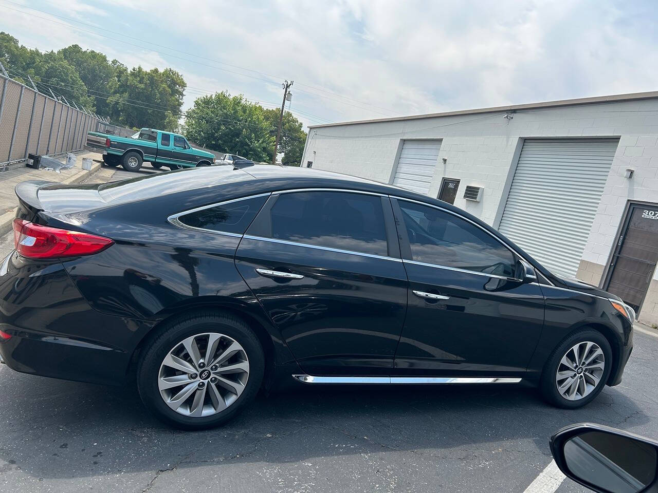 2017 Hyundai SONATA for sale at Sedona Motors in Glendora, CA