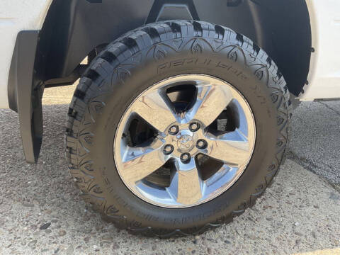 2015 RAM 1500 SLT